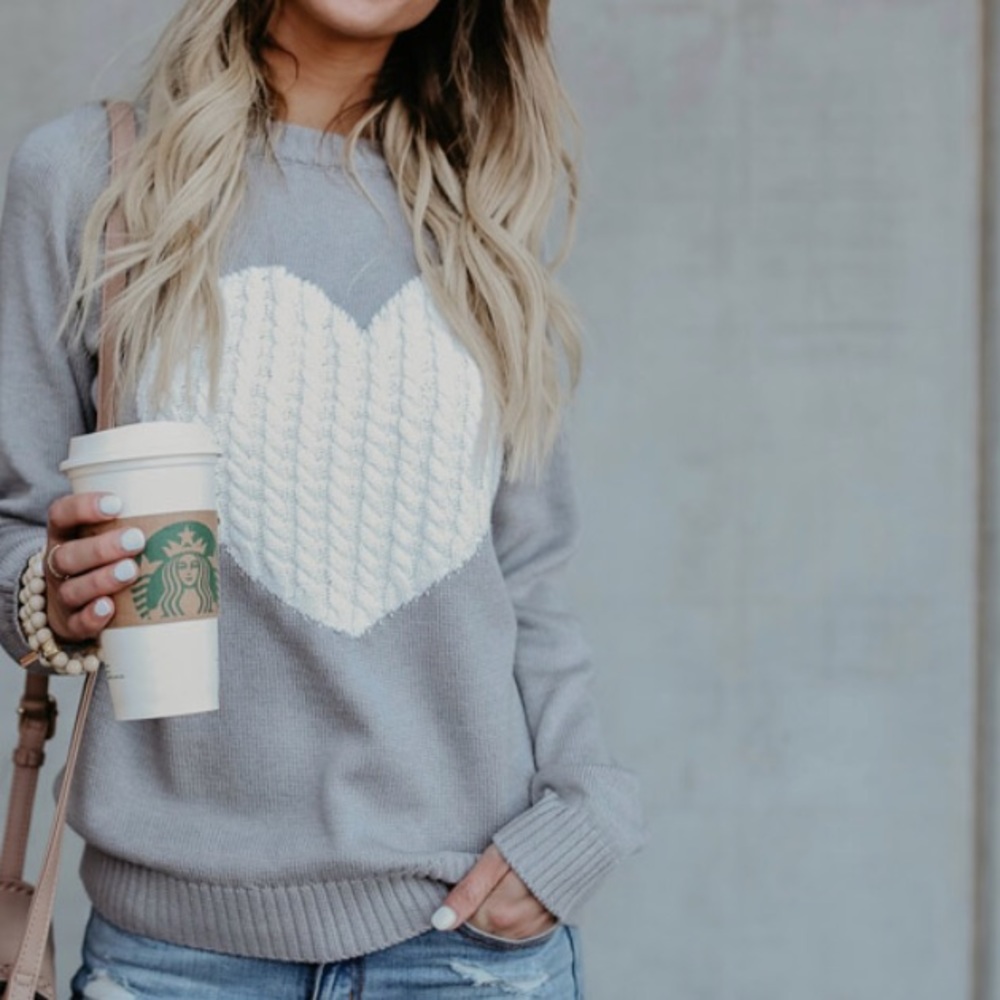 ✨Heart Patterned Cable Knit Long Sleeved Sweater✨ - Picture 3 of 6
